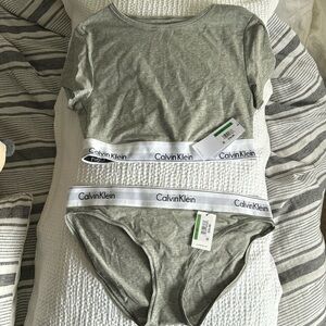 Calvin Klein set
